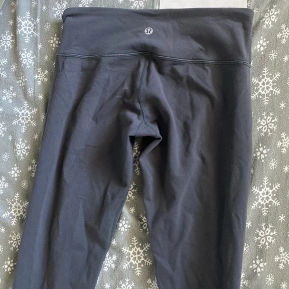 ‼️Lululemon Aligns‼️ultra low rise gray leggings with tags size 4 authentic!!! - Picture 4 of 5